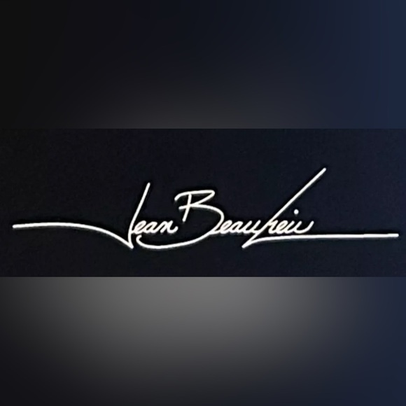 Coco Chanel Silhouette Clock By Jean Beaulieu - Picture 3 of 4